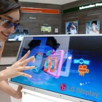 Télévision 3D tactile grâce à la réalité augmentée